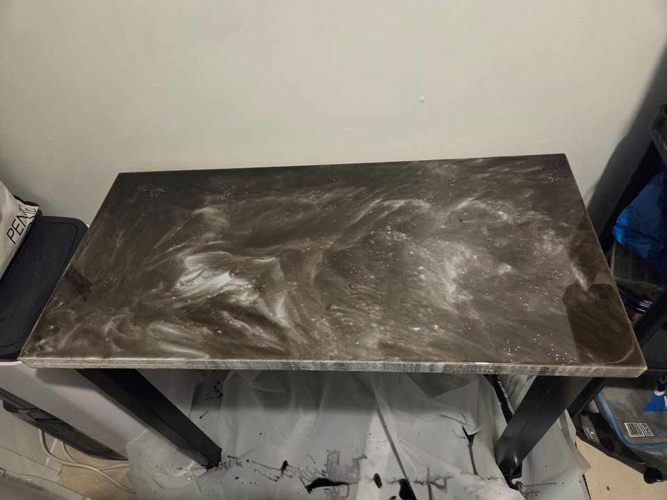 Bureau Époxy Marbré